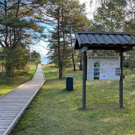 Albatross Beach Apartment - Spa, Sea And Forest Ķesterciems Exterior foto